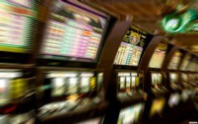 007 game bet